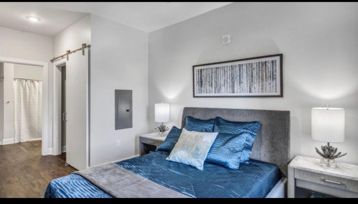 Spacious Castle W Gym Pool Free Parking I Walk To Dowtown N Broadway Nashville Exterior foto