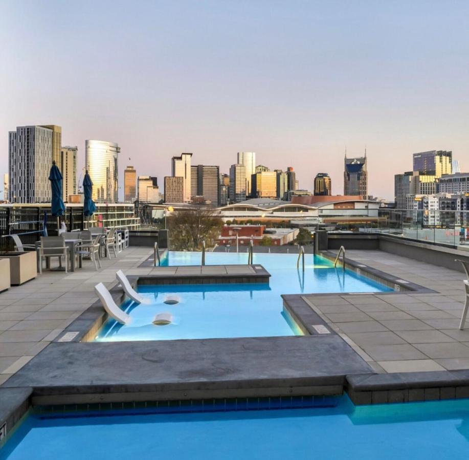 Spacious Castle W Gym Pool Free Parking I Walk To Dowtown N Broadway Nashville Exterior foto